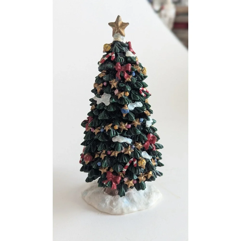 Vintage Style Resin Christmas Tree Figurine 7 Inch Tabletop Holiday Decor Green